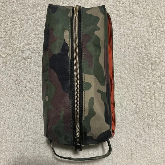 NWT - Bath & Body Works- Travel Toiletry Bag - Picture 3 of 9